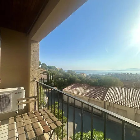 Vue A Ile Rousse Avec Parking Prive Apartmán LʼÎle-Rousse