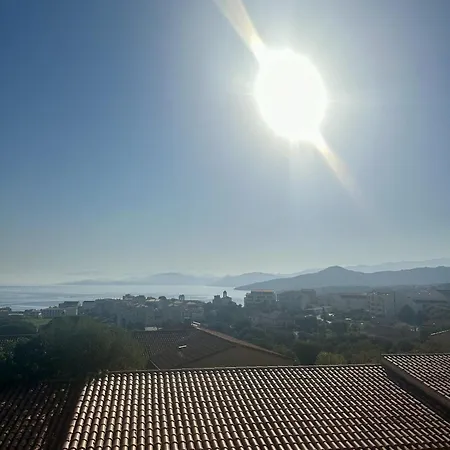 Vue A Ile Rousse Avec Parking Prive LʼÎle-Rousse